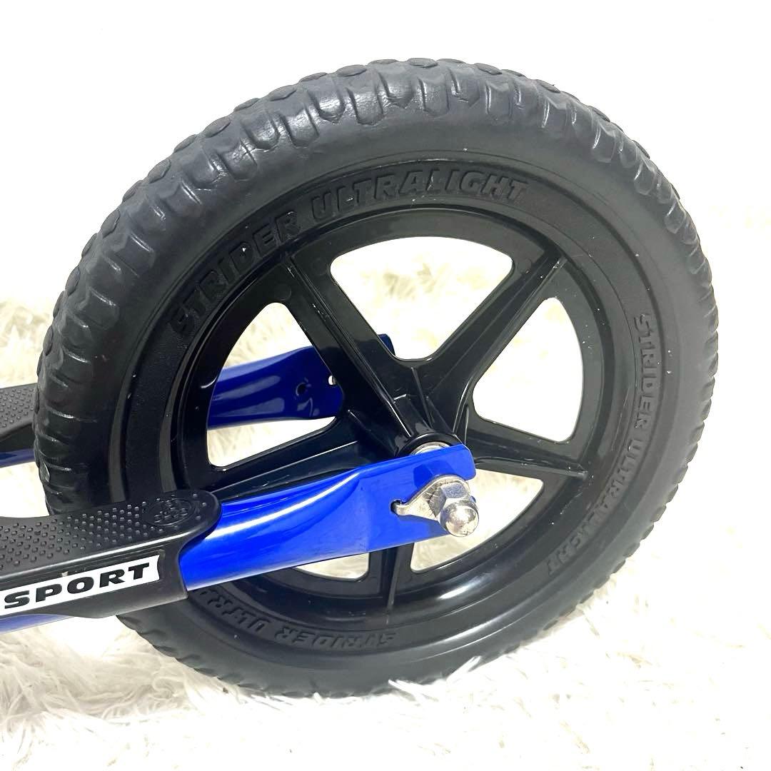 美品 STRIDER SPORTS ストライダー スポーツ 12インチ 青