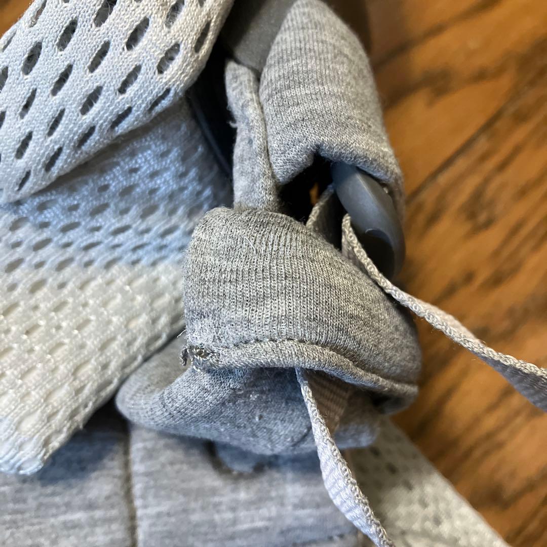 BABYBJÖRN ベビーキャリアハーモニー　抱っこ紐 メッシュ　シルバー