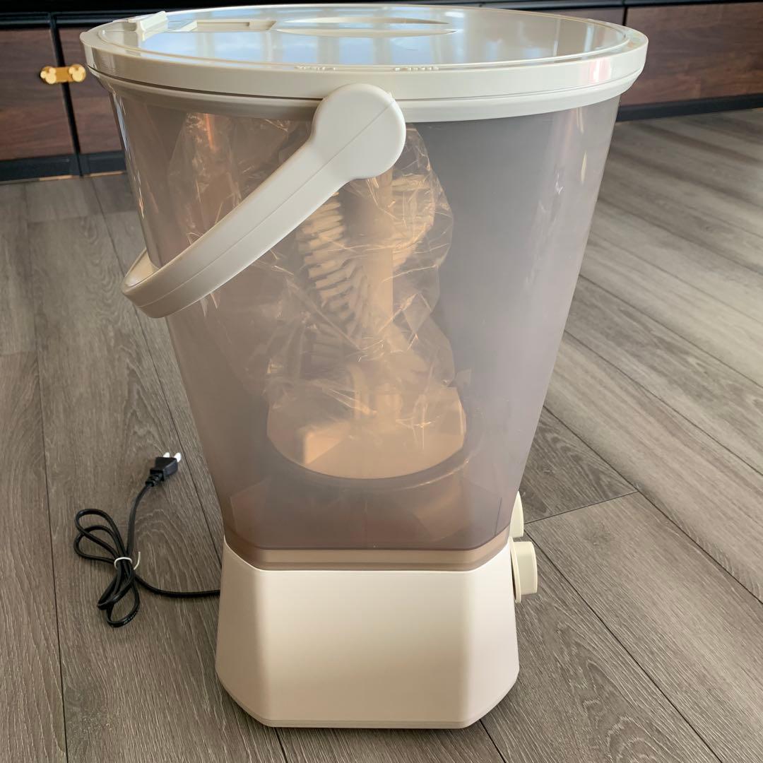 ブラッシュボーイ ハンディ洗濯機 2024年製