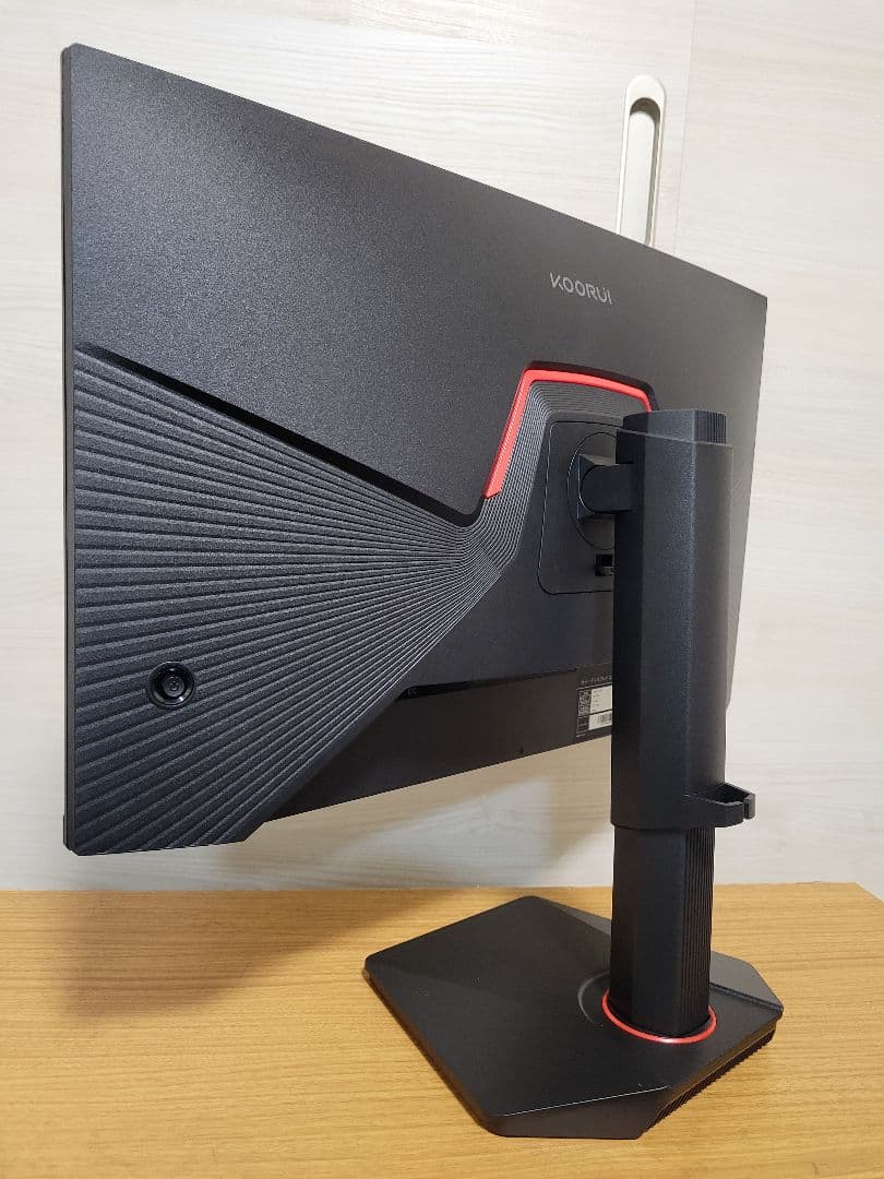 にら　美品　KOORUI 27インチ 4Kゲーミングモニター 320Hz