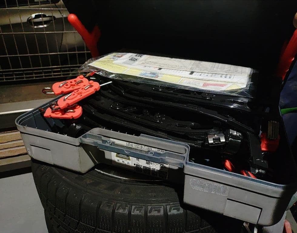 バリ山スタッドレスタイヤとアルミホイールセット　DUNLOP　埼玉