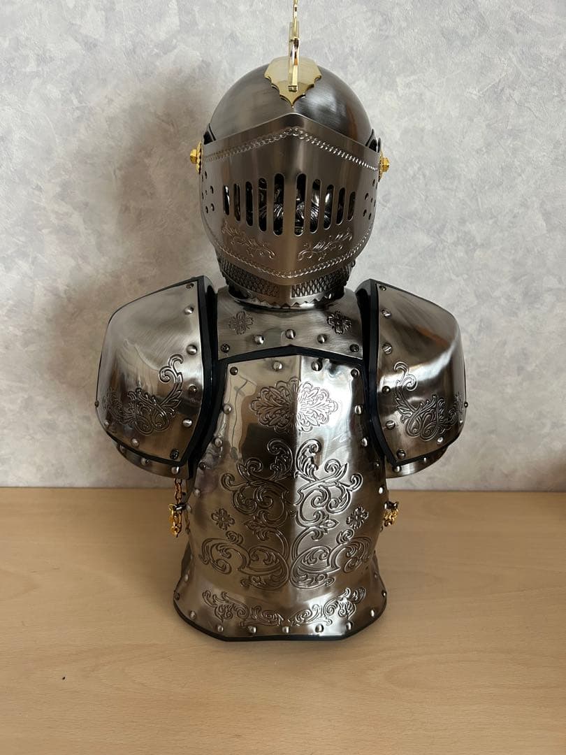 King Arthur ARMOR'S DECANTER SET 鎧 甲冑
