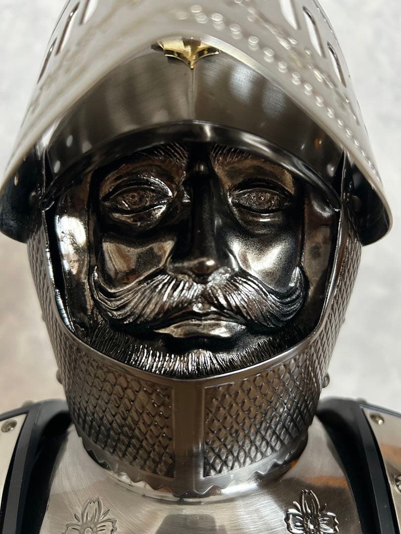 King Arthur ARMOR'S DECANTER SET 鎧 甲冑