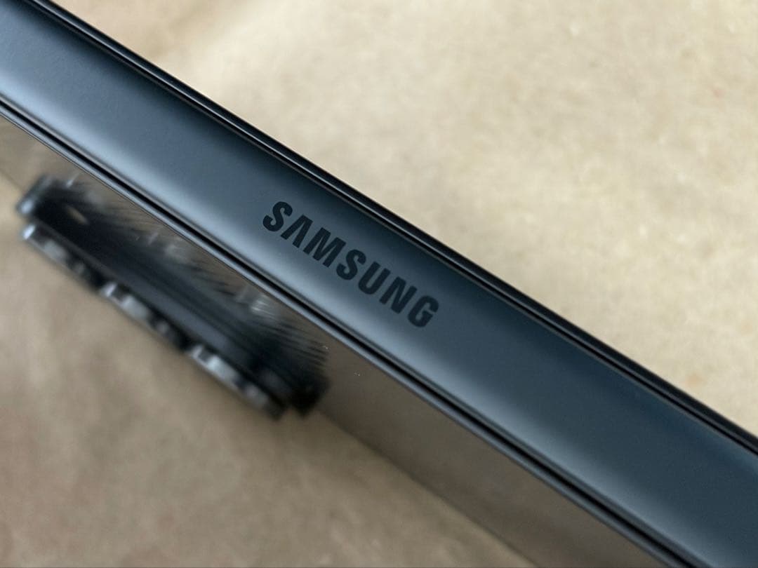 スマートフォン本体 Galaxy TriFold