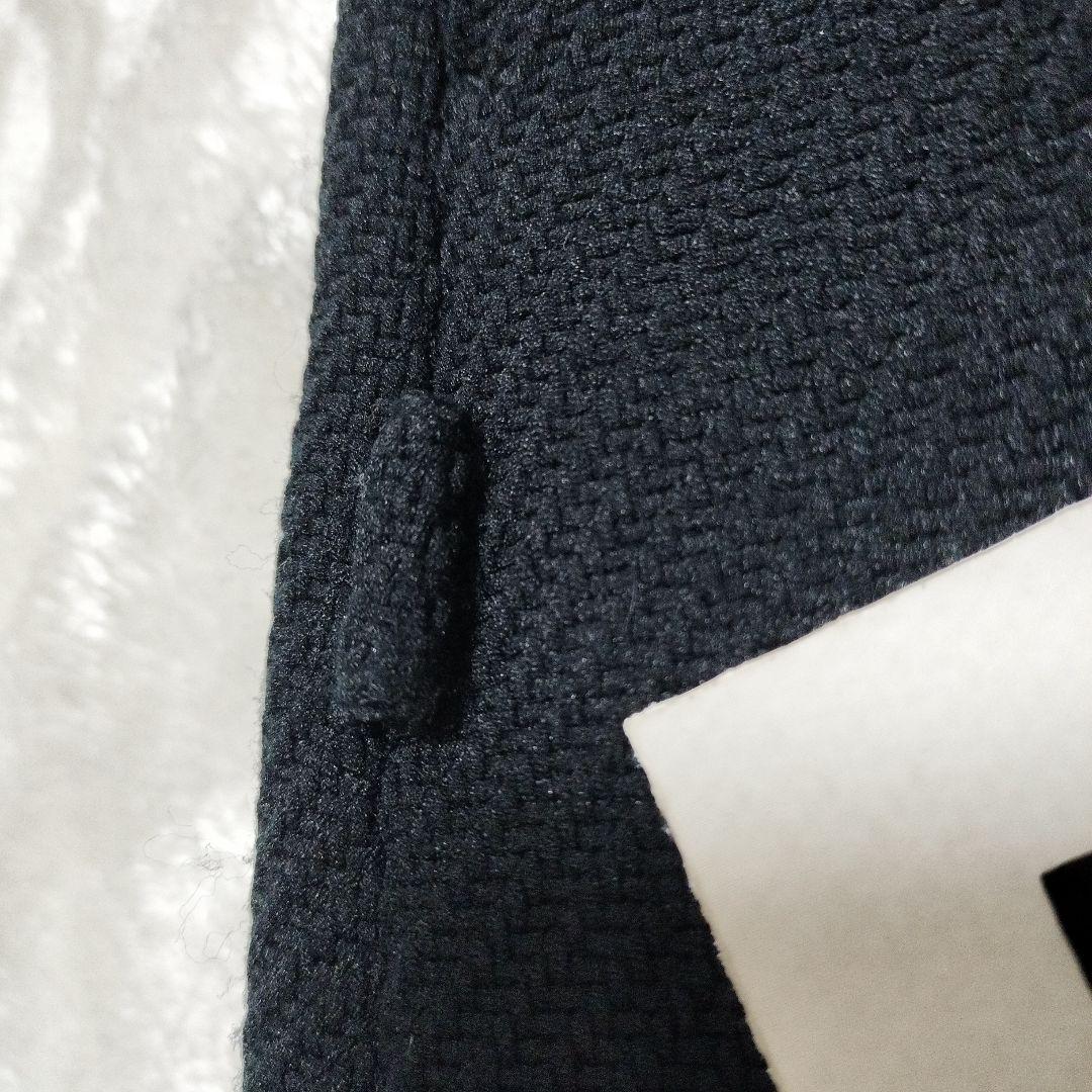 PEARLYGATES厚手のブラックスカートスリットデザイン1