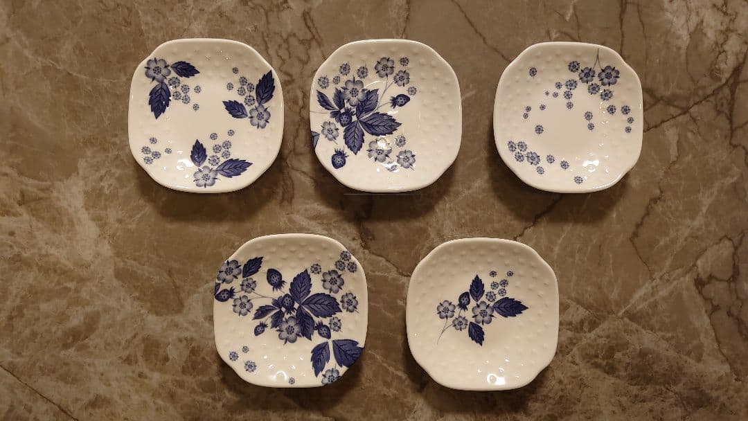 【期間限定値下～2/10】ウエッジウッド ストロベリー ブルーム インディゴ