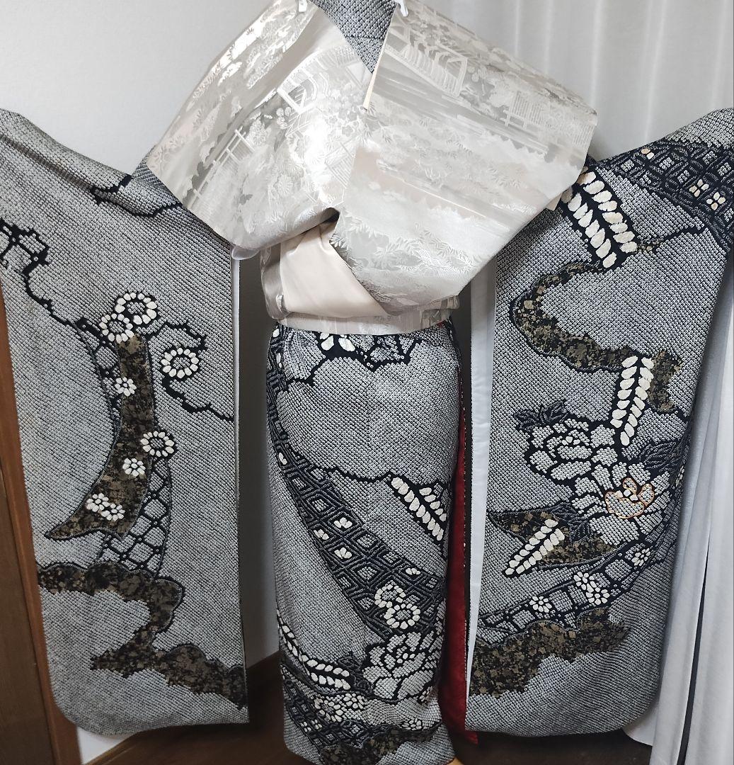 さっちー　成人式正絹振袖フルセットやまと誂製 総絞り 白黒 金彩 金駒刺繍