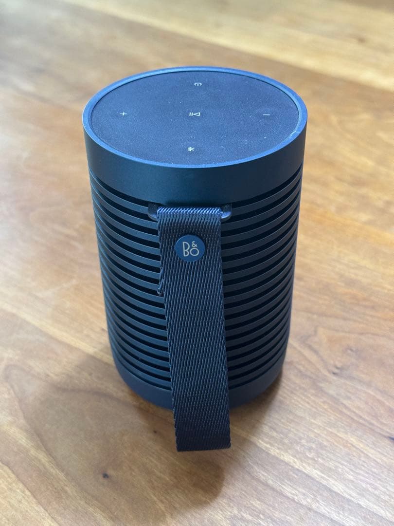 足*氏様 BANG & OLUFSEN Beosound Explore