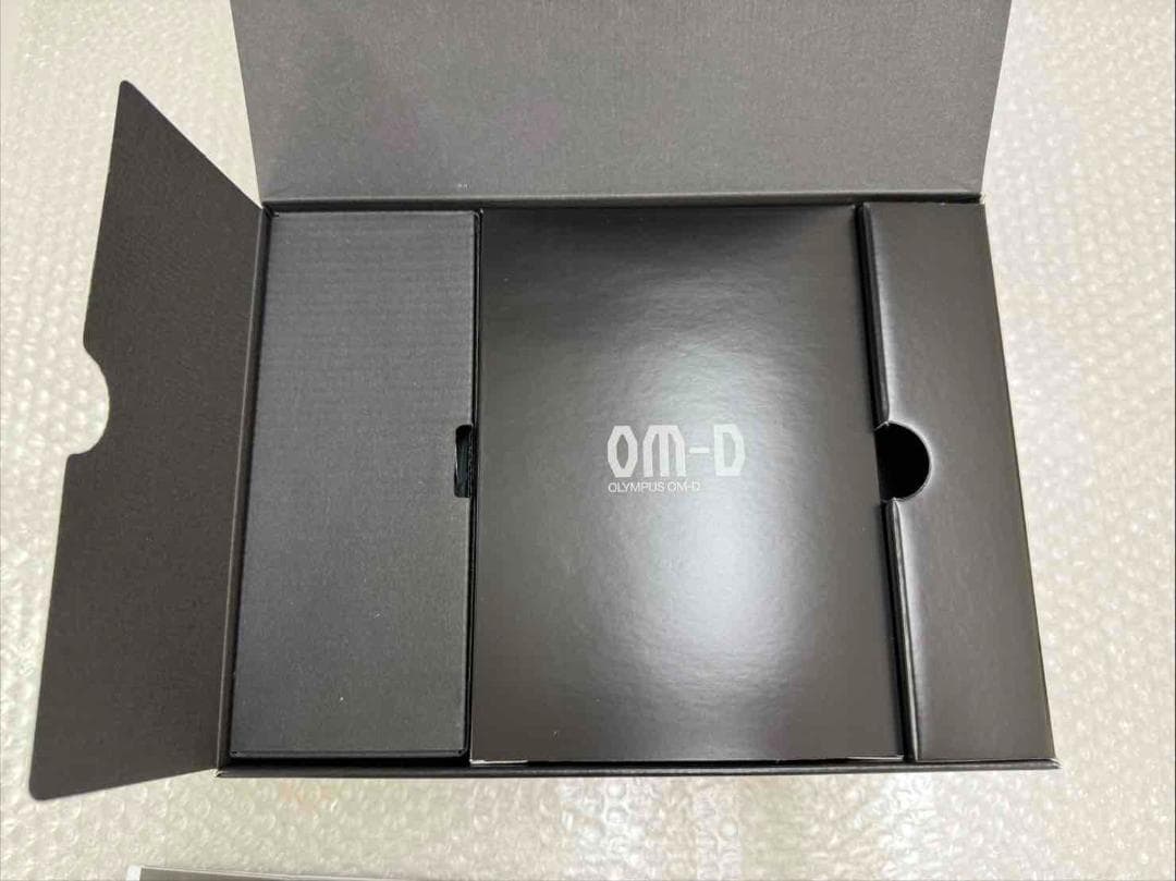 【値下げ不可】未使用品　OLYMPUS OM-D E-M1X ボディ オリンパス