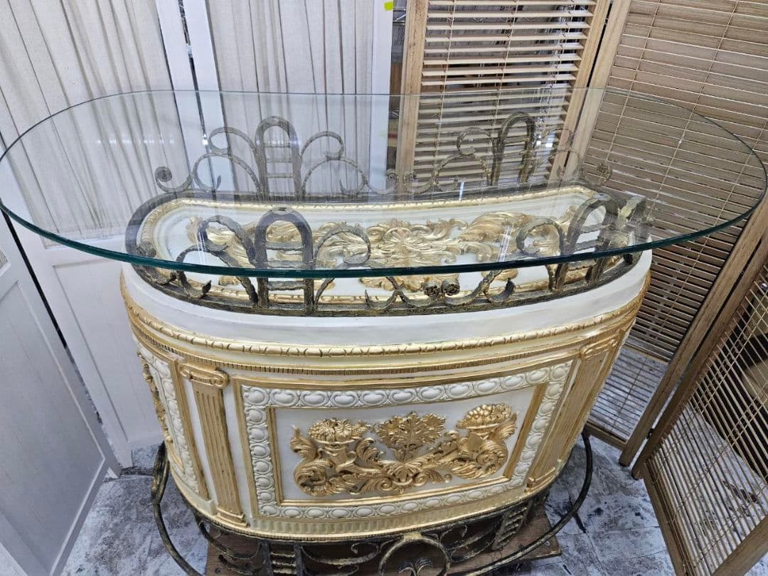 中古品　カウンター？キャビネット？