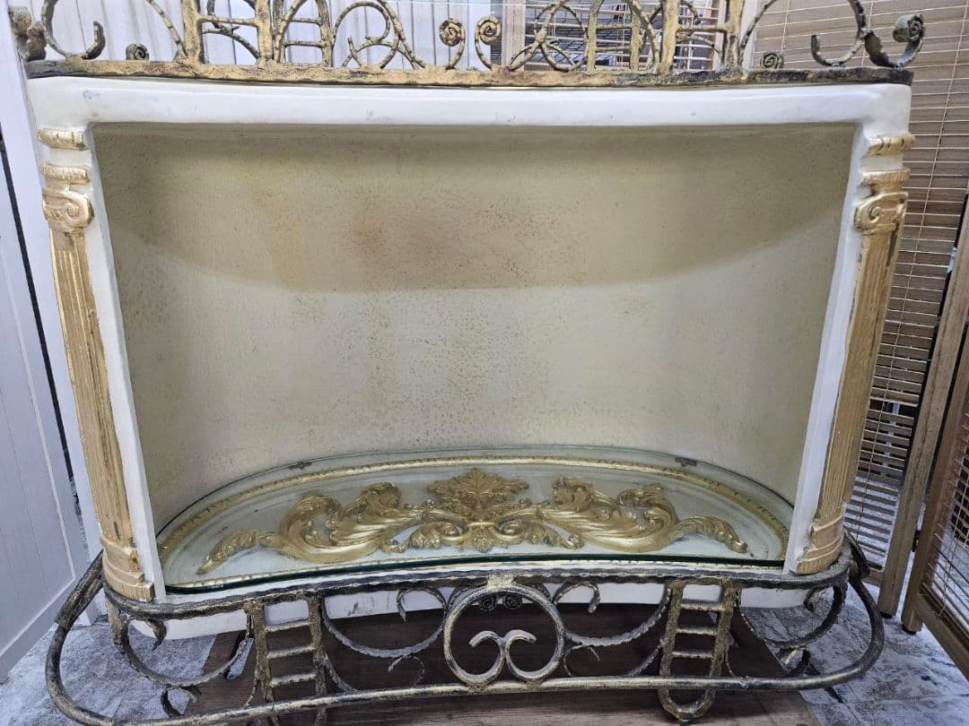 中古品　カウンター？キャビネット？