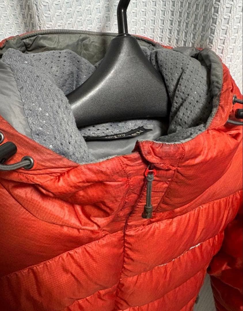 ライトアルパインダウンmont-bell