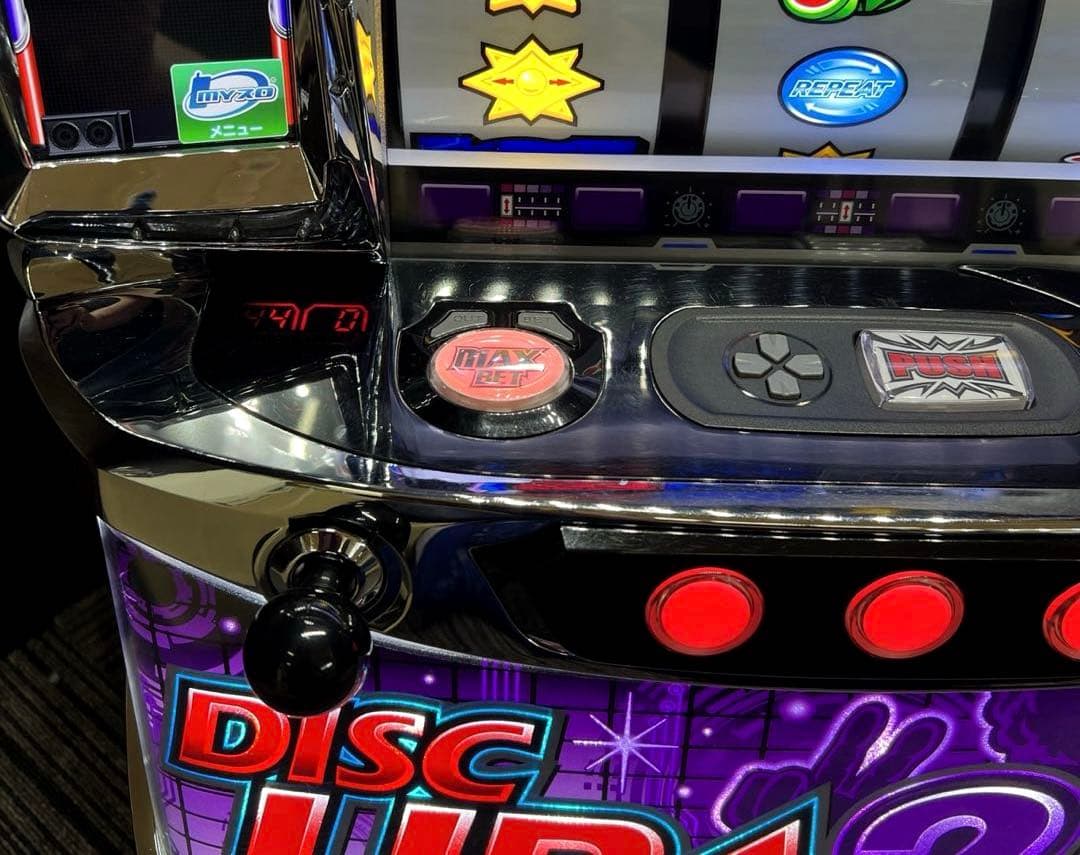 パチスロ「ディスクアップ2」　送料無料 パチスロ実機
