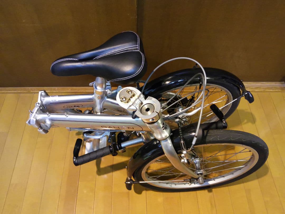 DAHON route ダホン ルートシルバー ～6月7日(土)迄