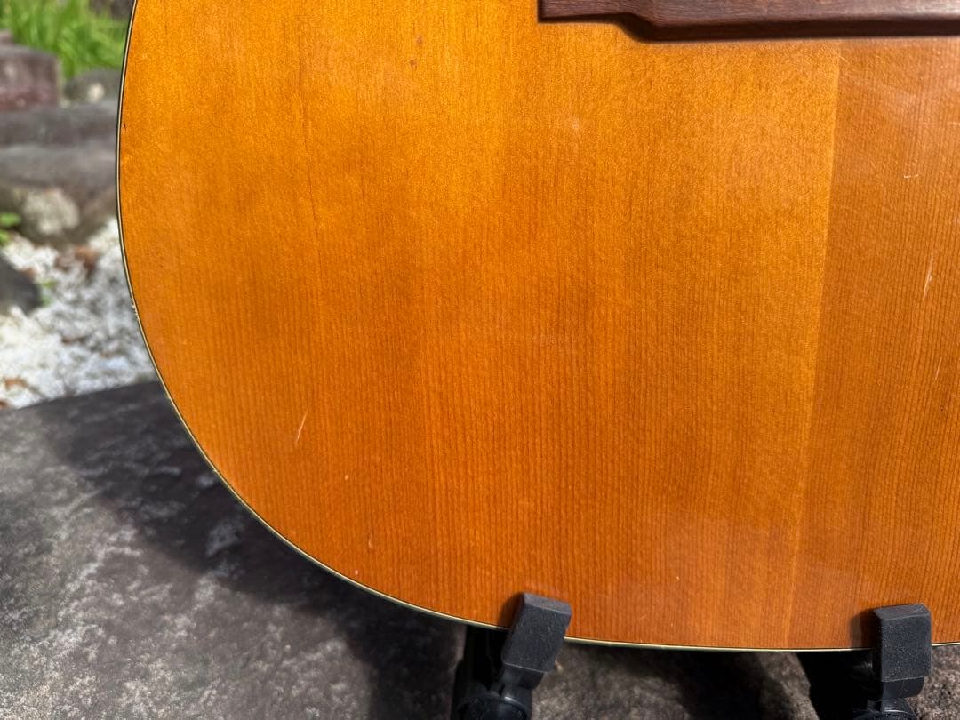 T*i様 Yamaha FG-140 希少・赤ラベル　ヴィンテージアコースティッ