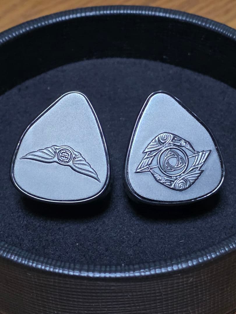 【かねこ】【美品】Empire Ears Raven コーティング済