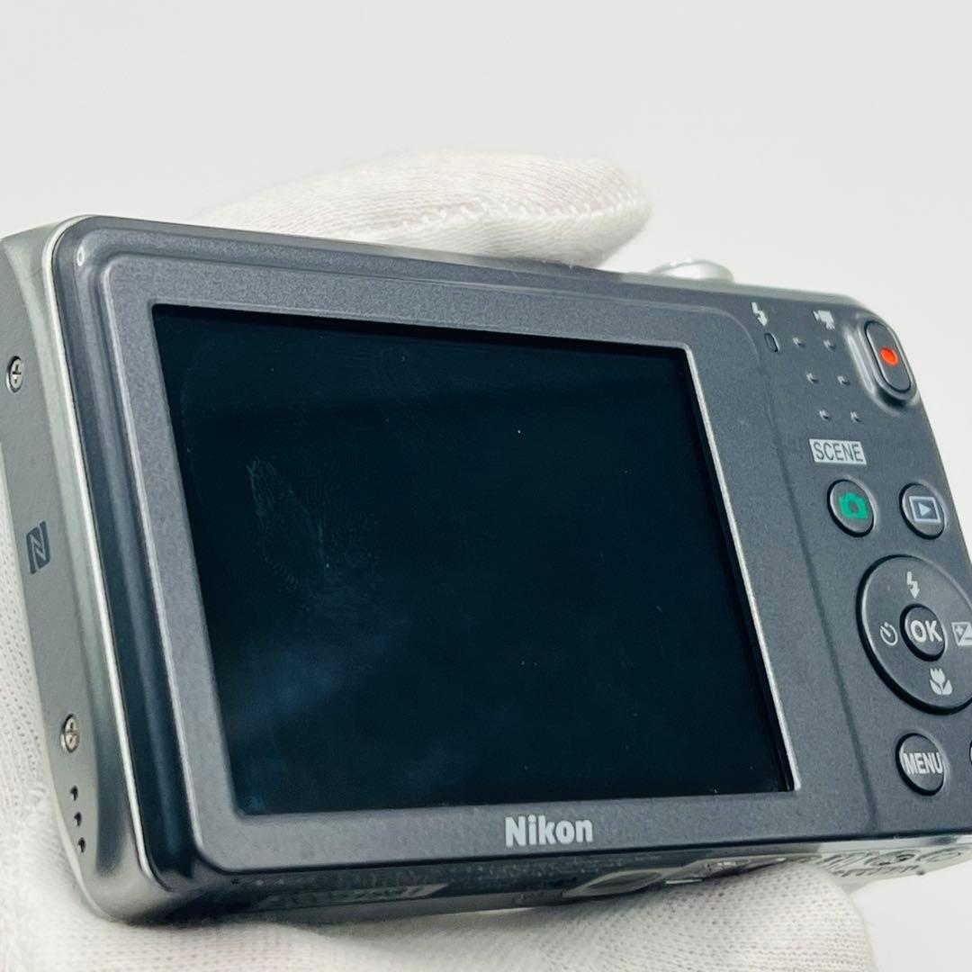 Nikon COOLPIX S3700 コンパクトデジタルカメラ シルバー