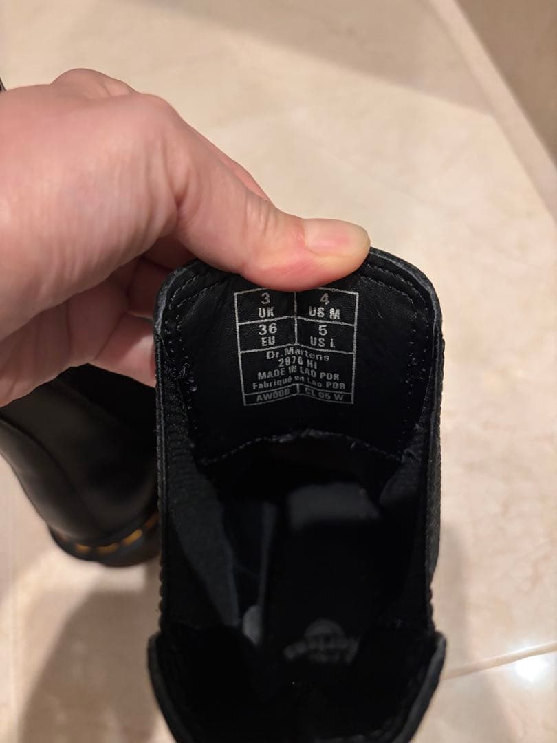 Dr. Martens チェルシーブーツ