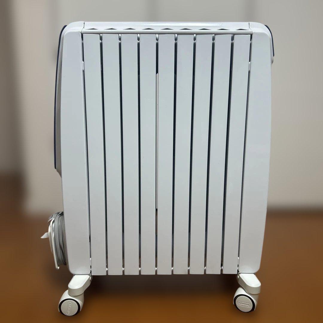 未使用に近い！DeLonghi オイルヒーター　９枚フィン　X字型　エコ　安全