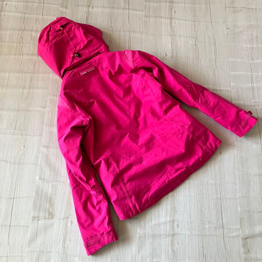 5J✨ピークパフォーマンス✨ゴアテックススキーウェア ジャケット レディースS