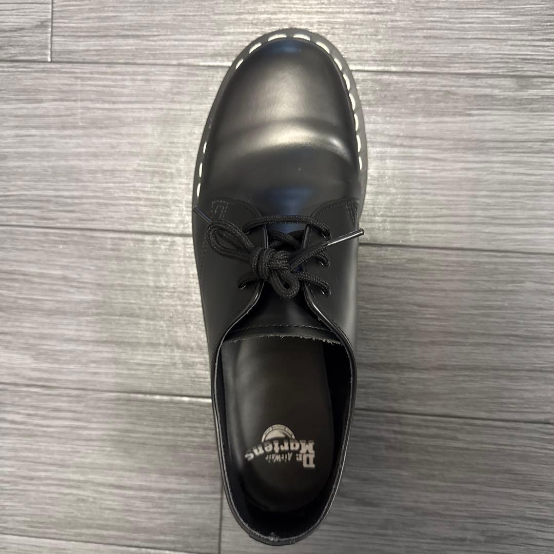 ドクターマーチン3ホール　UK9