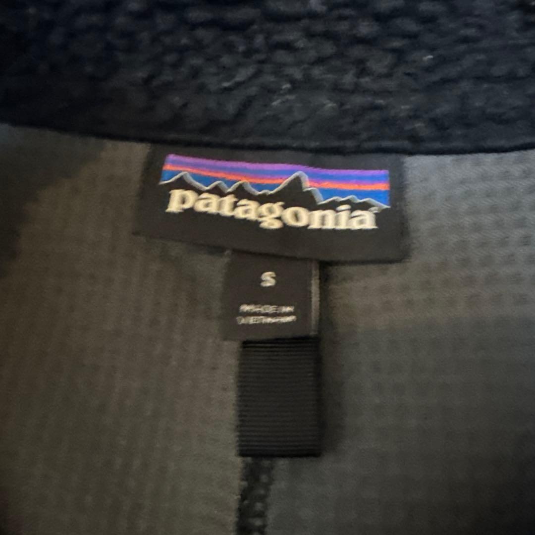 パタゴニア　レトロX ベストSサイズ　オールブラックモデル
