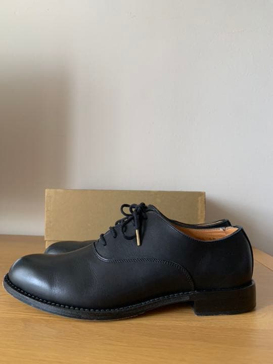 靴 beautiful shoes / plain shoes