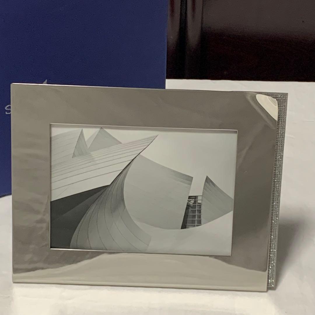 スワロフスキー アンビレイ フォトフレーム (未使用)