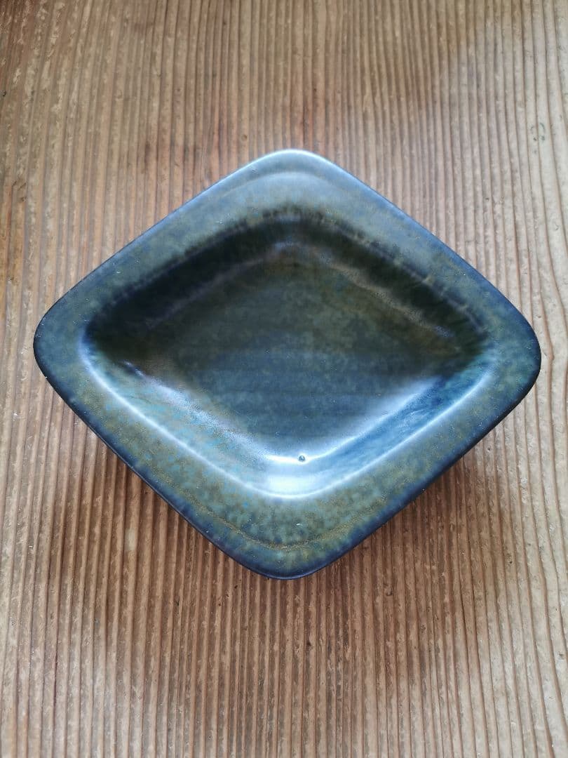 北欧スウェーデン ヴィンテージ 鉛青錆色の美しいロンバス深皿 グンナーニールンド