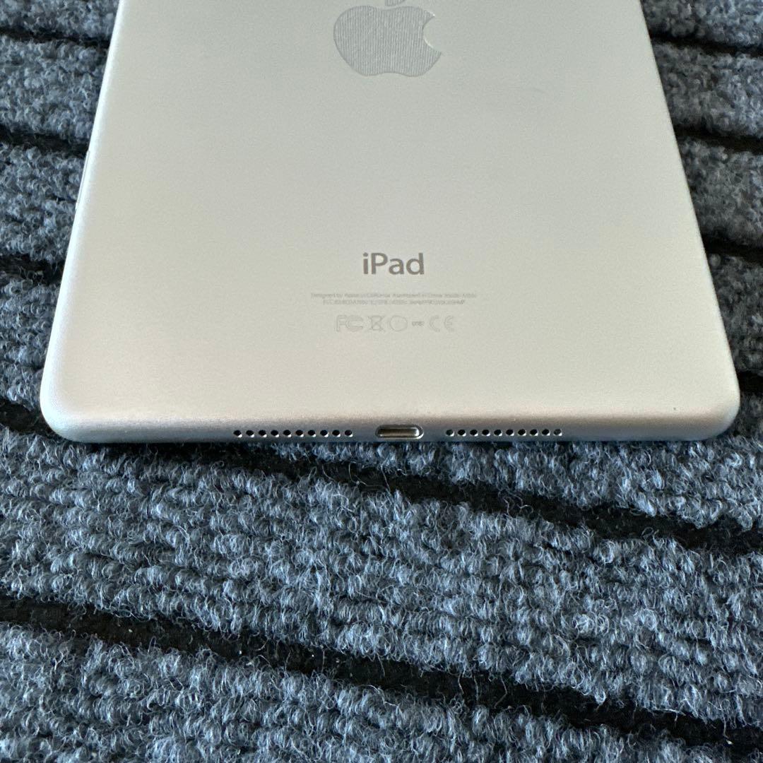 70【早い者勝ち】iPad mini4 第4世代 128GB Wi-Fi