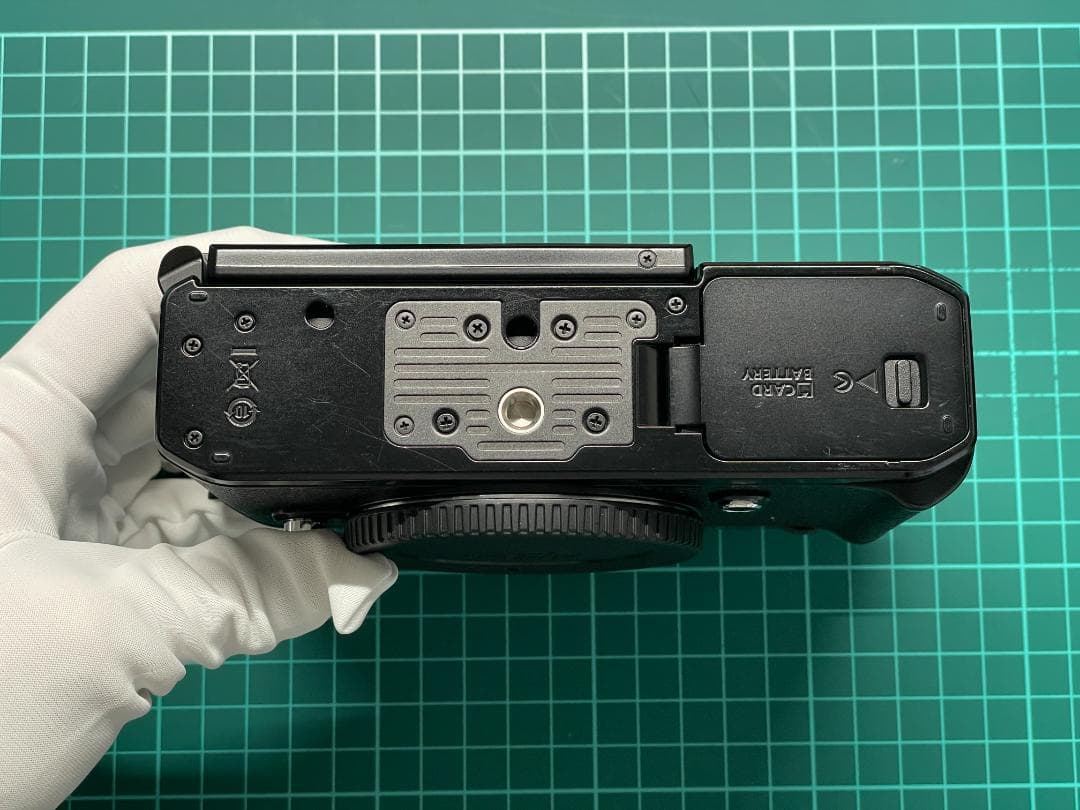 [美品・保証残] Nikon Zf レンズキット 40mm f2 SE グリップ