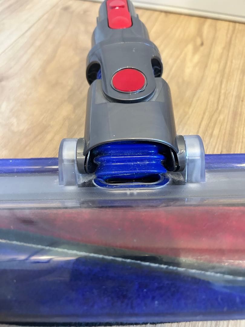 Dyson V8 fluffy+ スティッククリーナー