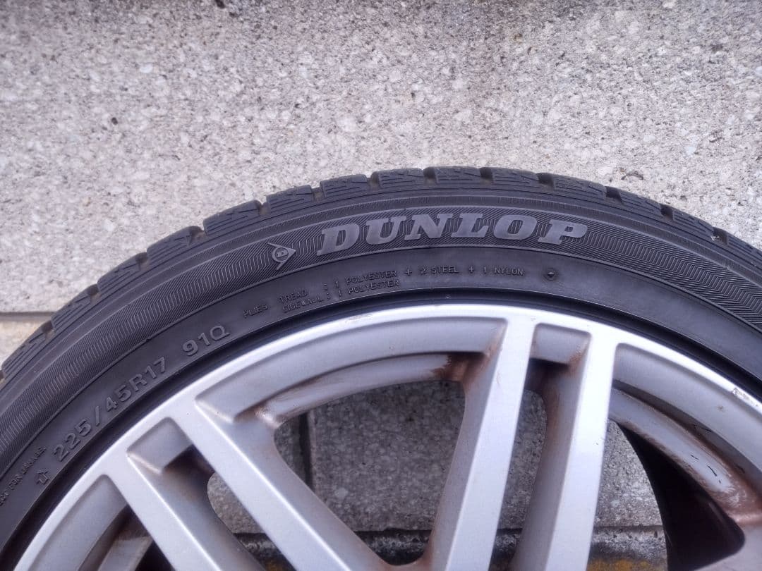 j*k様 メルセデスベンツ用スタッドレスタイヤ&ホィール４本の出品です。