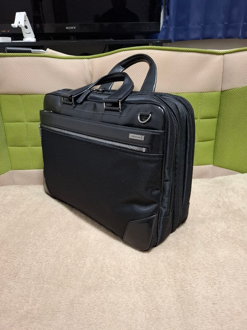 美品!サムソナイト エピッド3 ブリーフケース エキスパンダブル フルブラック