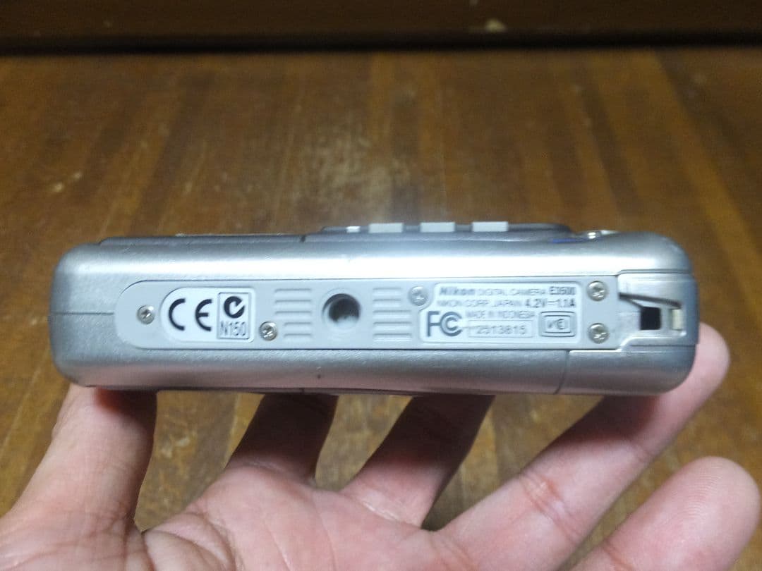 Nikon Coolpix E3500 ニコン デジタルカメラ