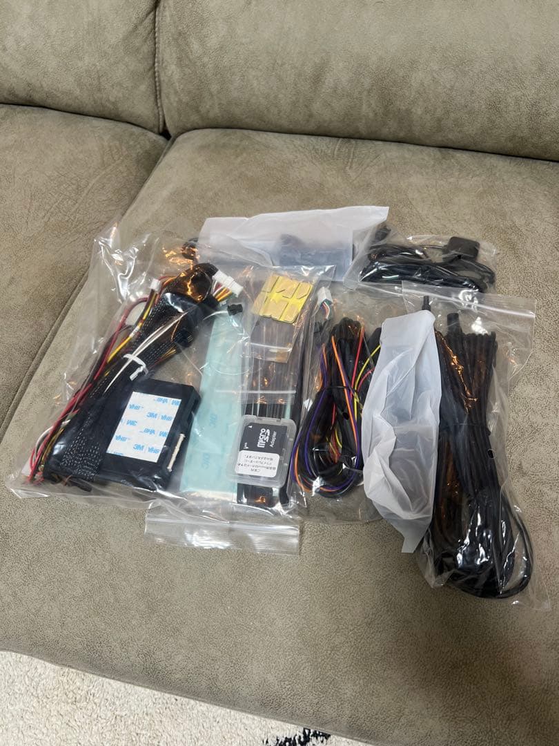 メルセデスベンツ純正　ドライブレコーダー付きデジタルルームミラー9.3型