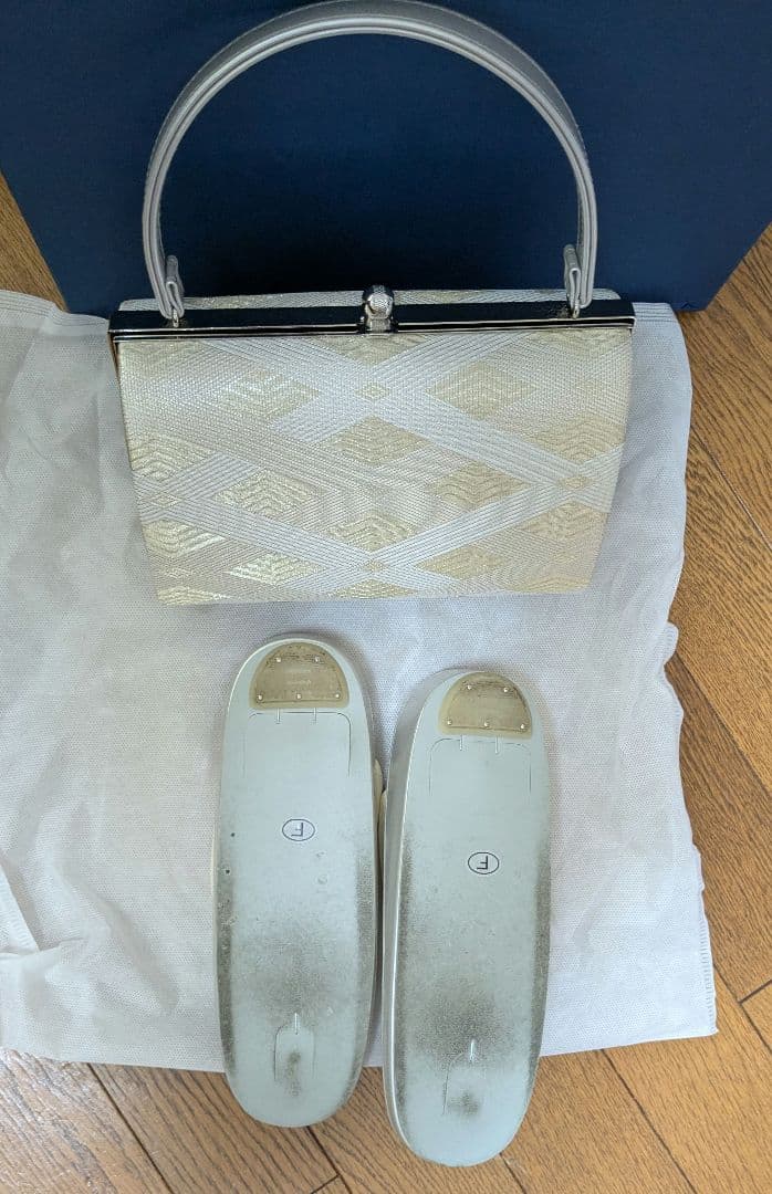 【専用】シルバー帯地 和装用バッグと草履のセット フリーサイズ フォーマル