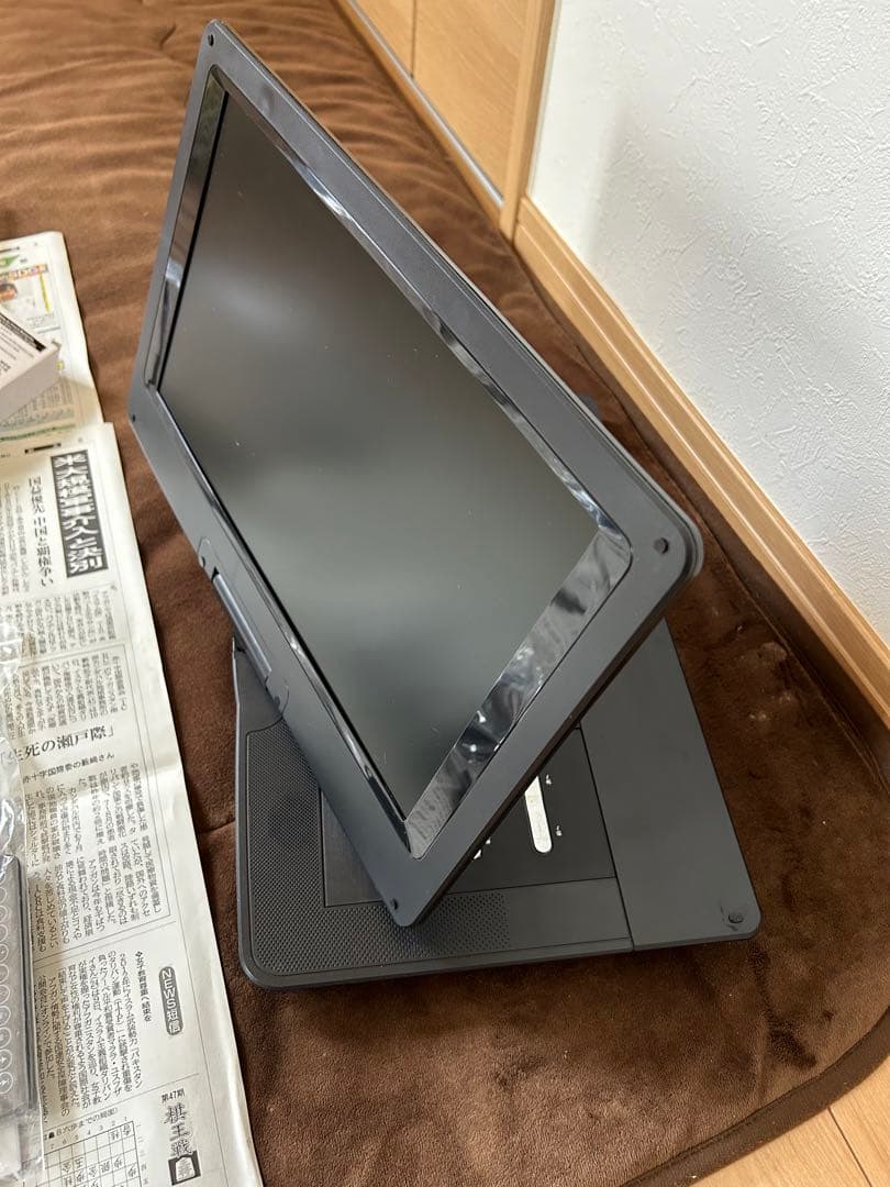 ポータブルDVDプレーヤー 14インチ