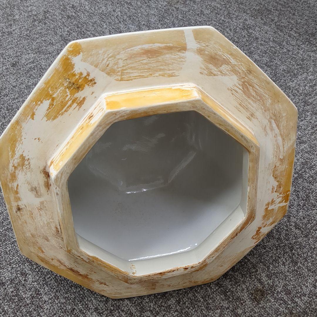 柿右衛門様式沈降壺