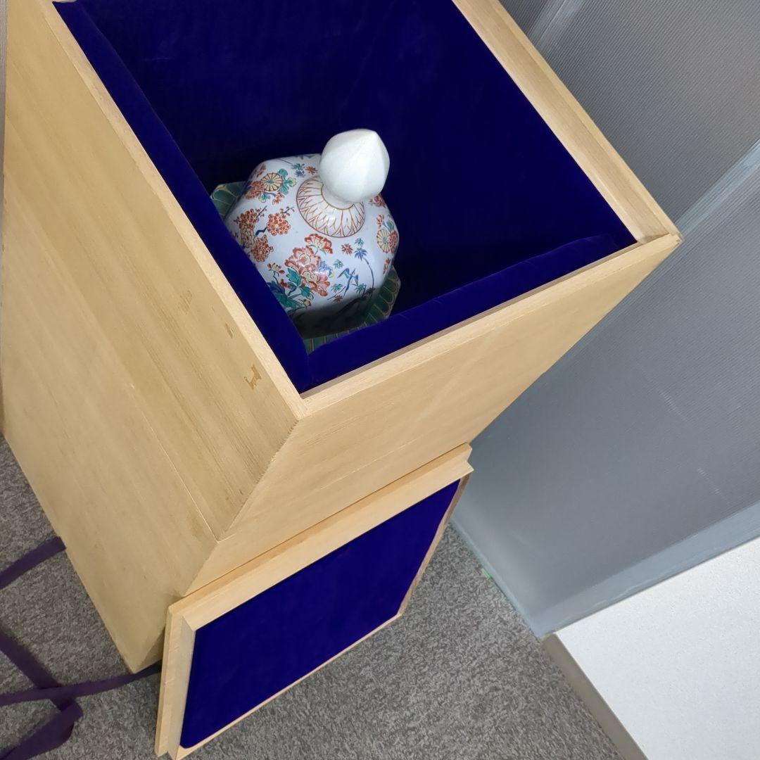 柿右衛門様式沈降壺