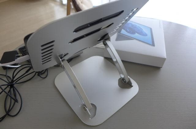 美品 タブレット Surface Go3 8V6-00015 Office搭載