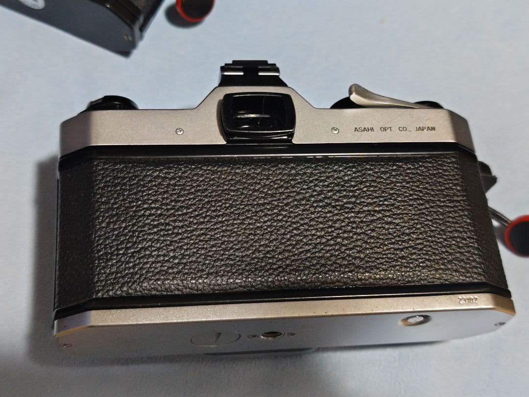 整備済み、ペンタックス SP／SP2／SP2の3台、フィルム、ケース、ストラップ