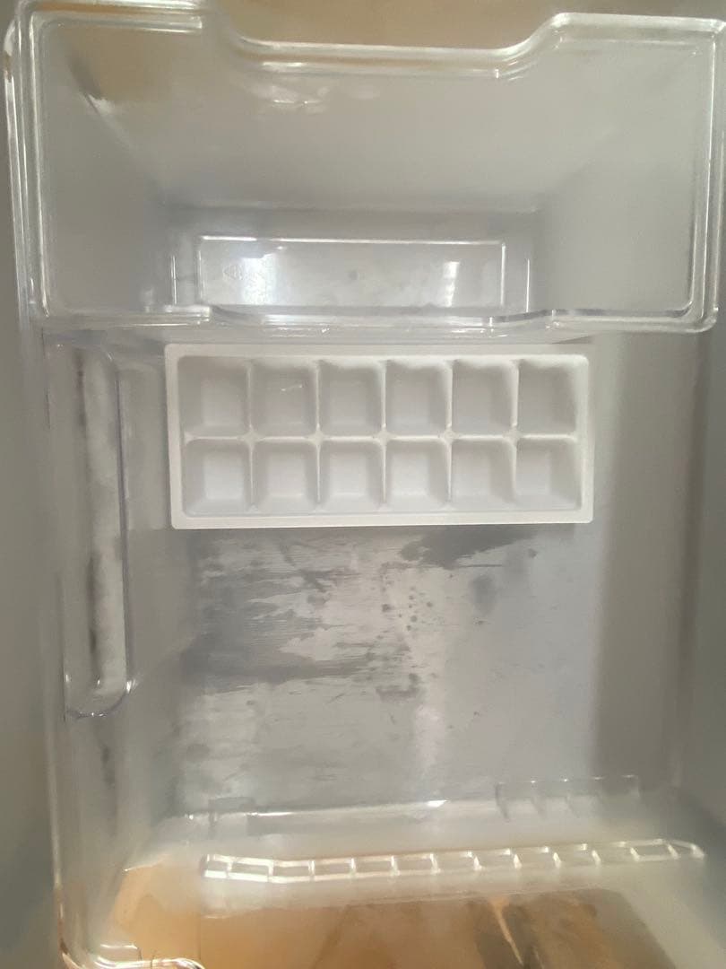 【2/15削除】SHARP冷蔵庫2023年製　SJ-D15JJ