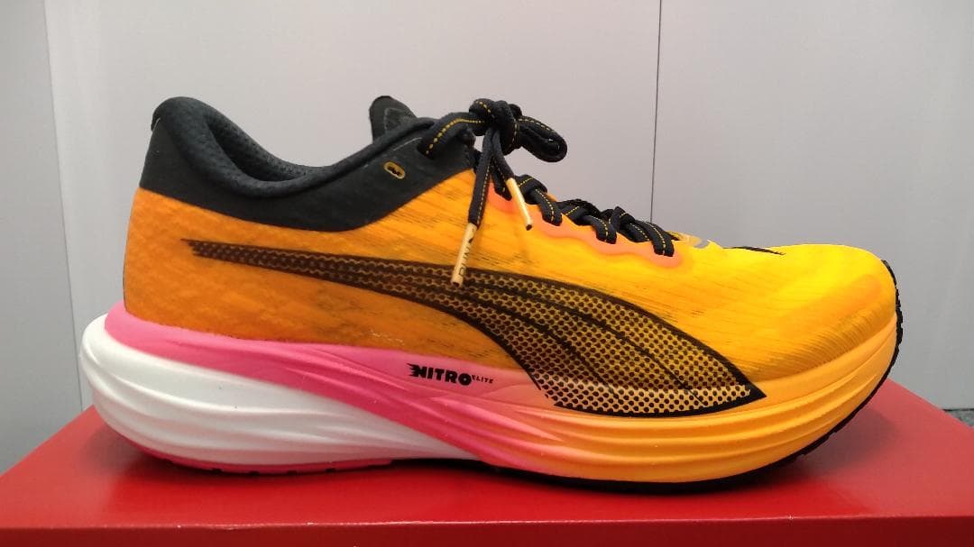 PUMA NITRO 陸上競技用スパイクシューズ