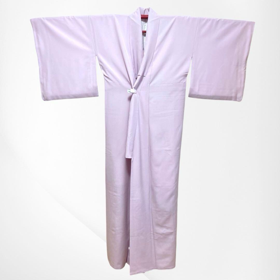 【良品✨】東レシルック　洗える着物　色無地　淡い紅藤色　紋付　手縫い仕立て　N7