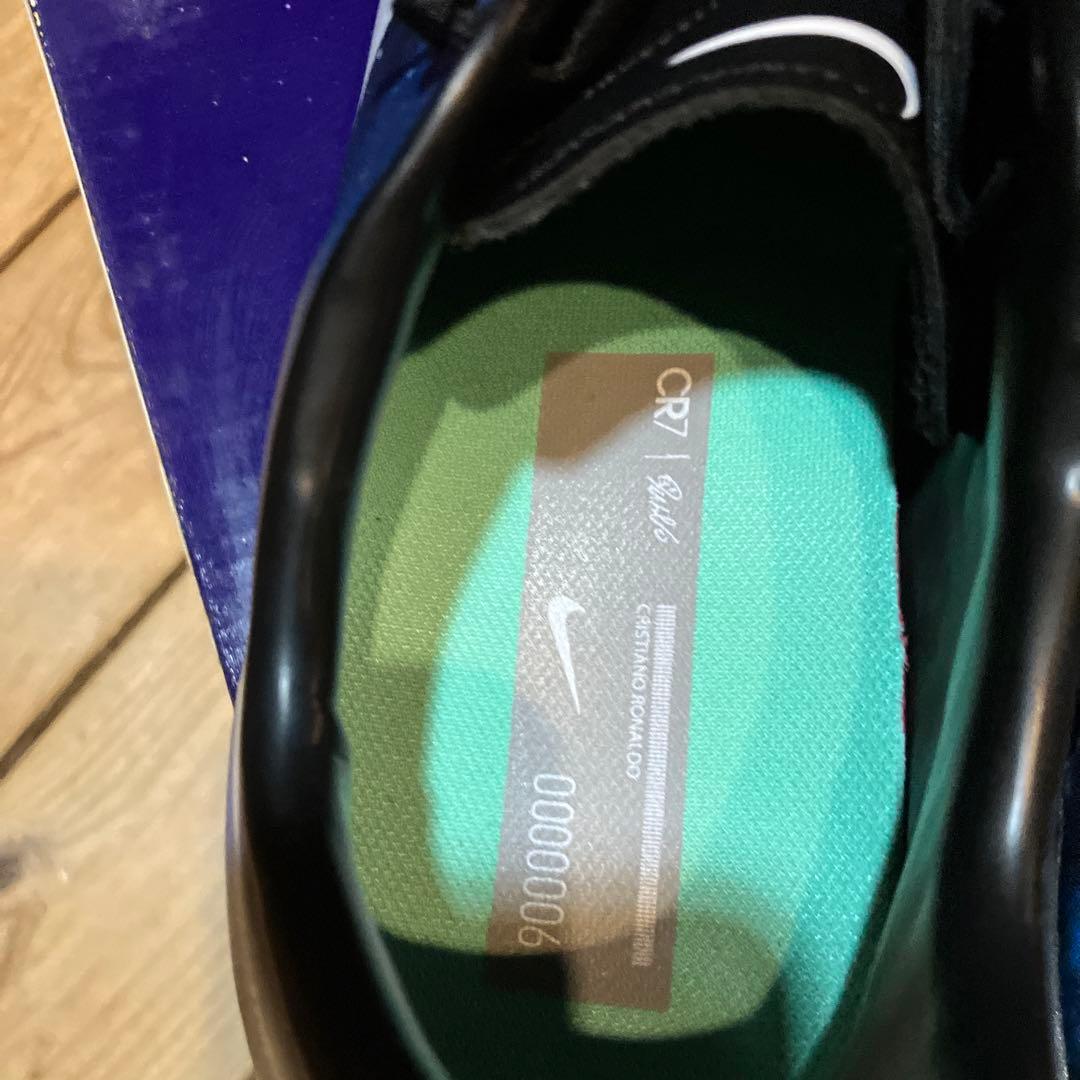 サッカートレーニングシューズ