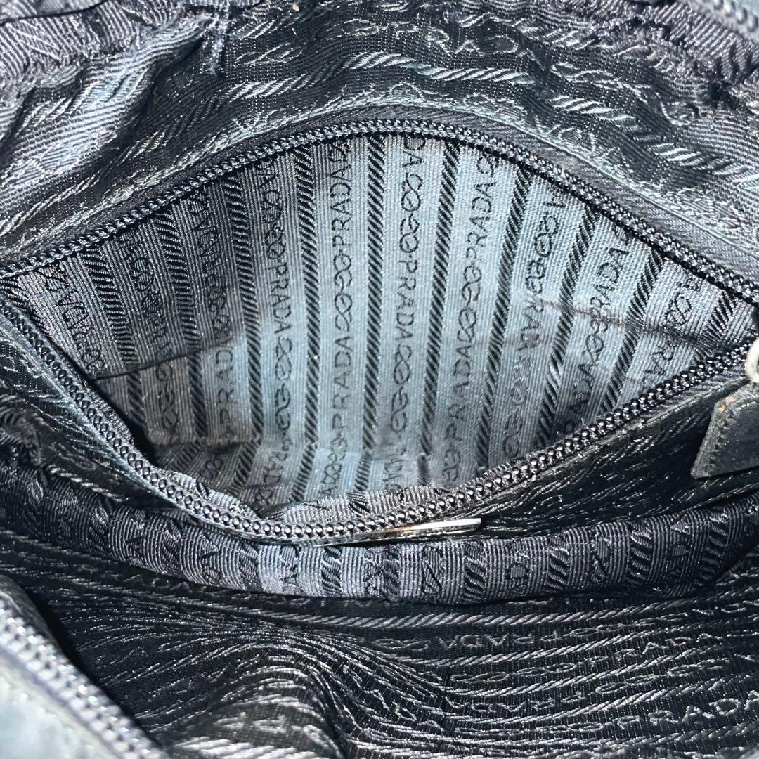 【良品】PRADA プラダ　カメラバッグ　ナイロン　ブラック　黒　レディース