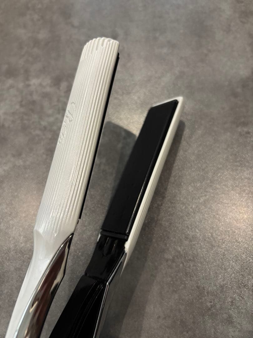 【⭐️箱なし¥500割引】MTG リファ　ReFaストレートヘアアイロン②