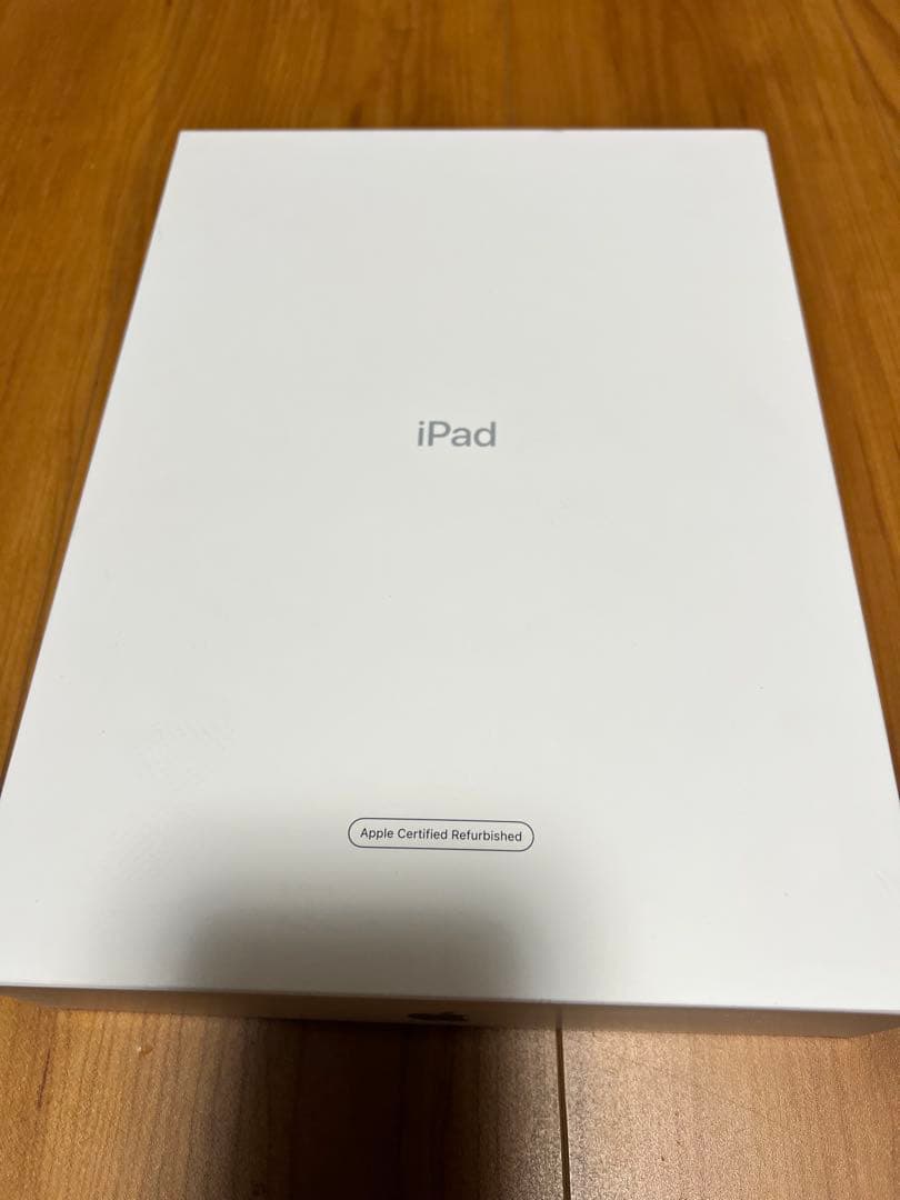 【超美品】ipad10 半年保証有　64G 付属品有 +予備ケーブル、充電器付