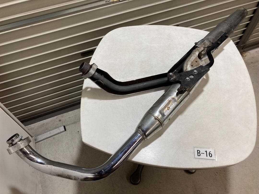 B16　スティード400　純正マフラー